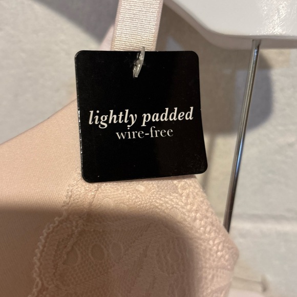 Renee Rofe pink lace bra wireless lightly padded size 36D - Picture 4 of 7